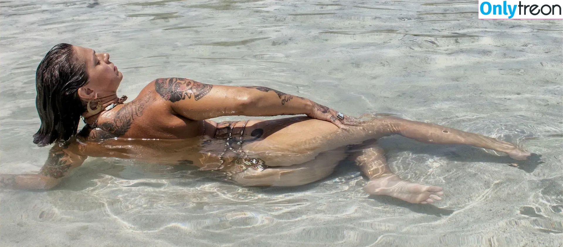 Danielle Colby nude photo #0124 (DanielleColby / daniellecolbyamericanpicker)