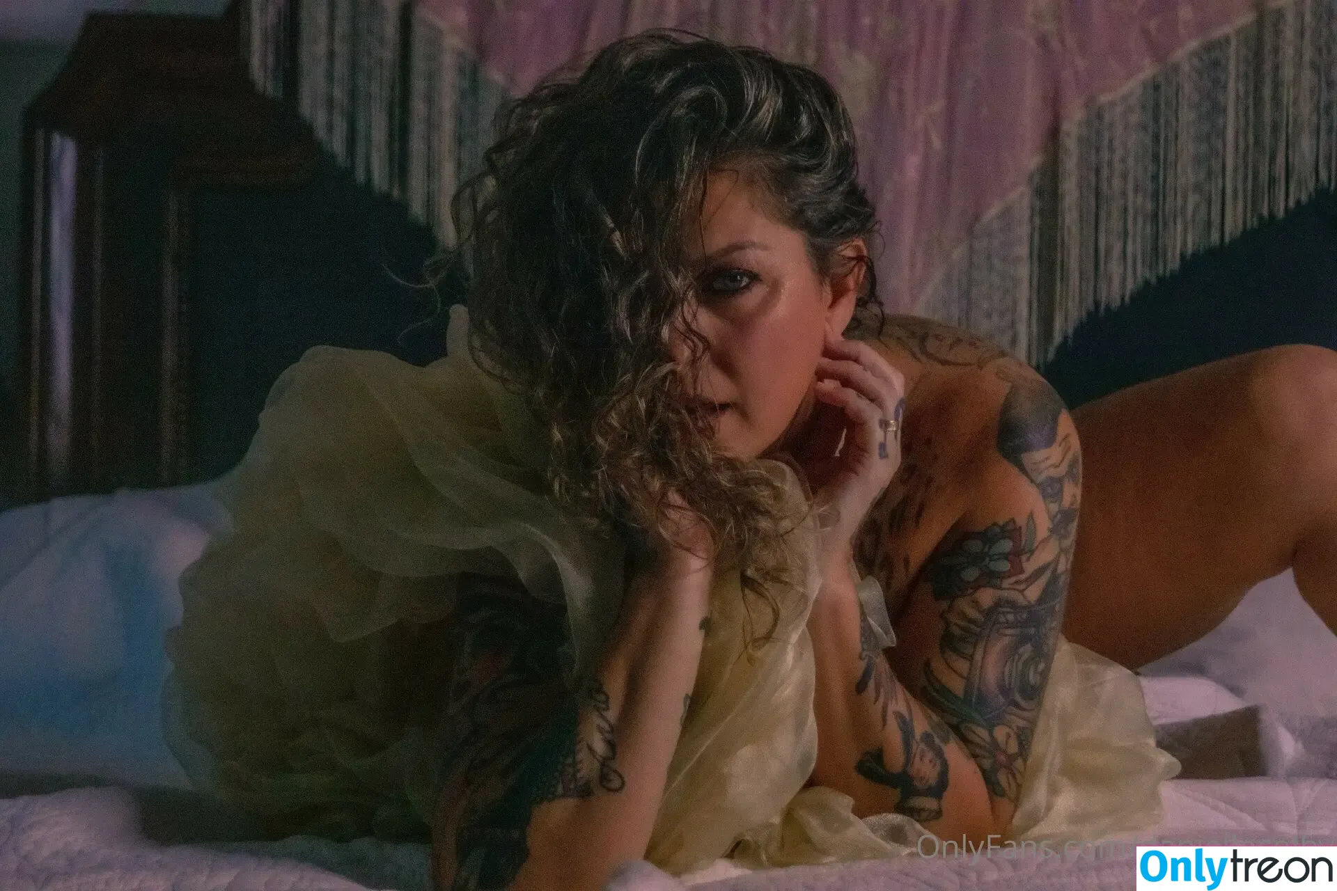 Danielle Colby nude photo #0562 (DanielleColby / daniellecolbyamericanpicker)