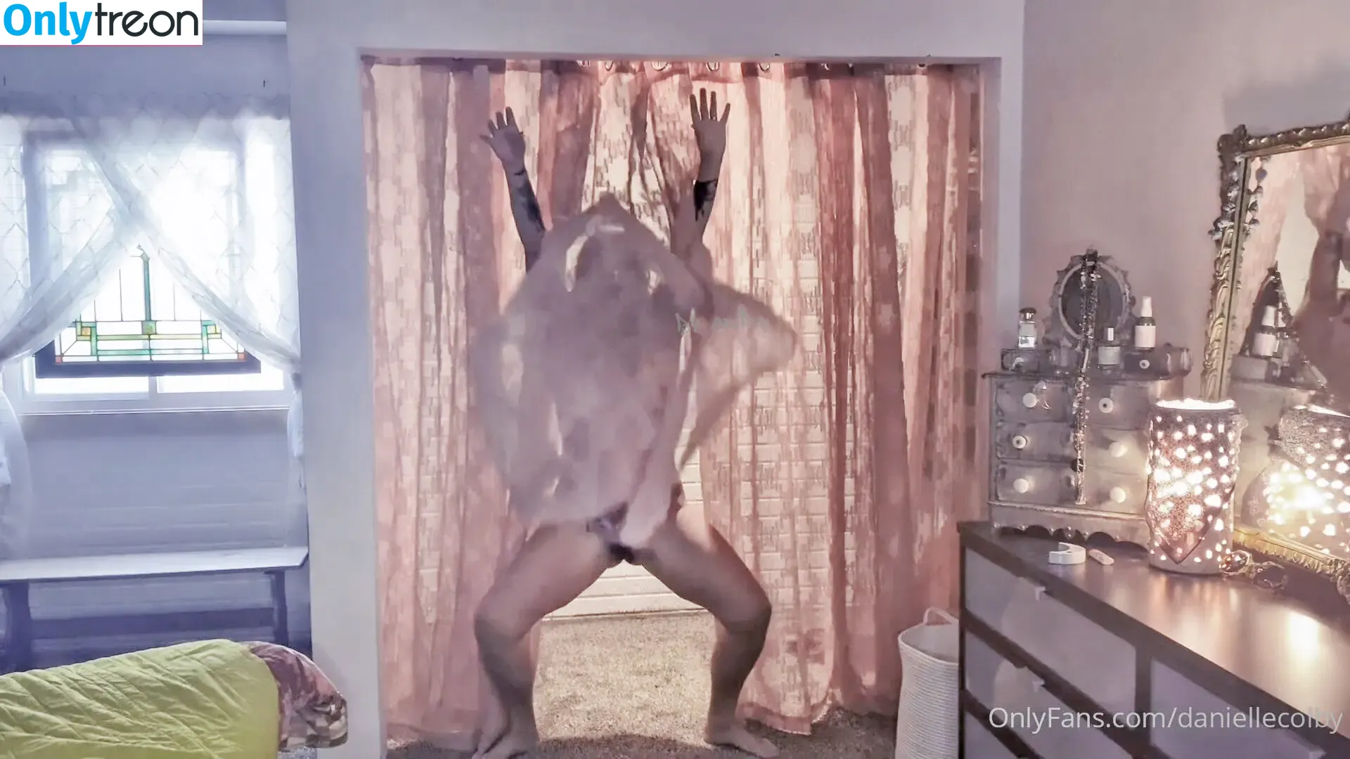 Danielle Colby nude photo #0589 (DanielleColby / daniellecolbyamericanpicker)