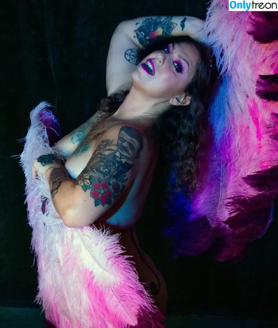 Danielle Colby nude photo #0719 (DanielleColby / daniellecolbyamericanpicker)
