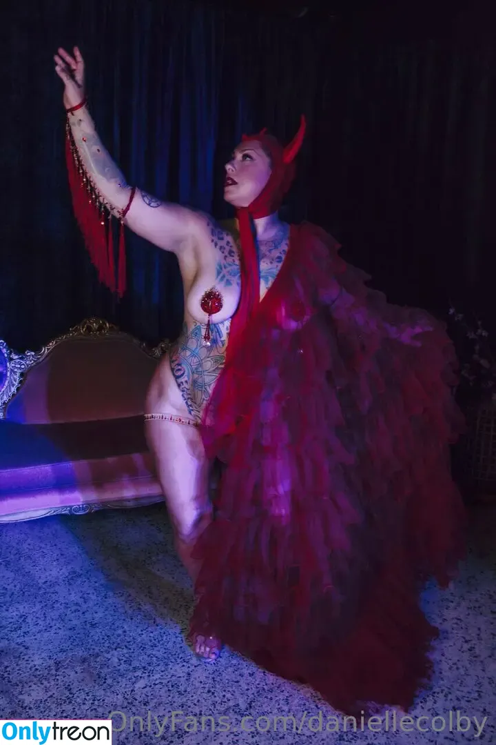 Danielle Colby nude photo #0783 (DanielleColby / daniellecolbyamericanpicker)