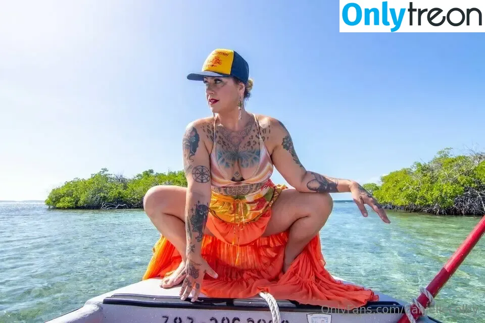 Danielle Colby nude photo #0814 (DanielleColby / daniellecolbyamericanpicker)