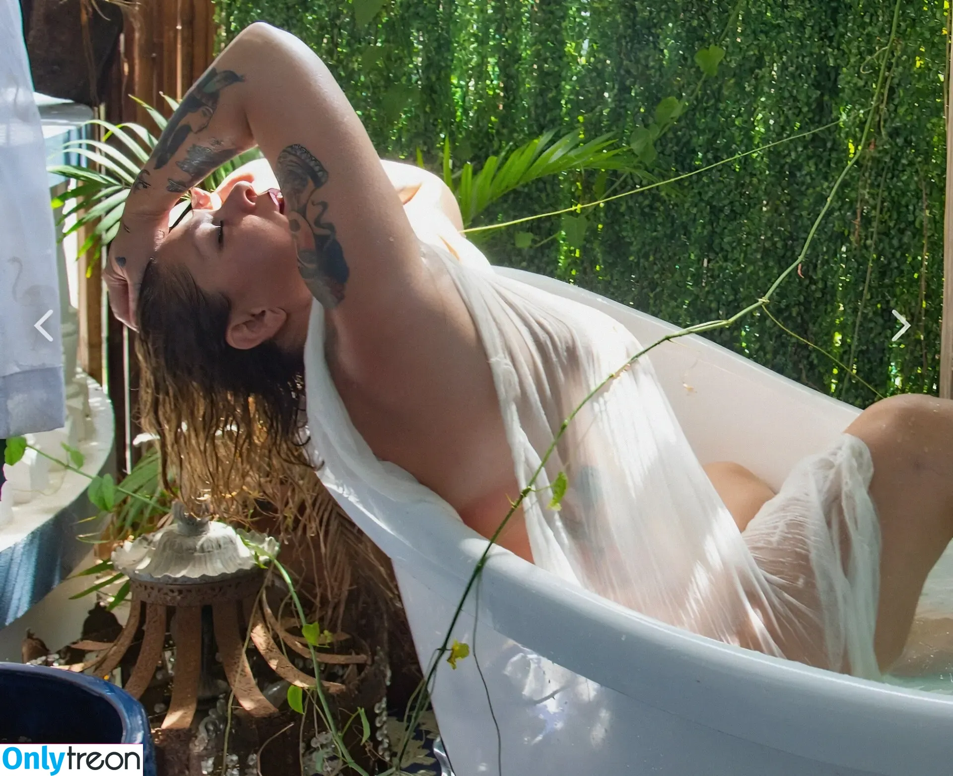 Danielle Colby nude photo #0825 (DanielleColby / daniellecolbyamericanpicker)