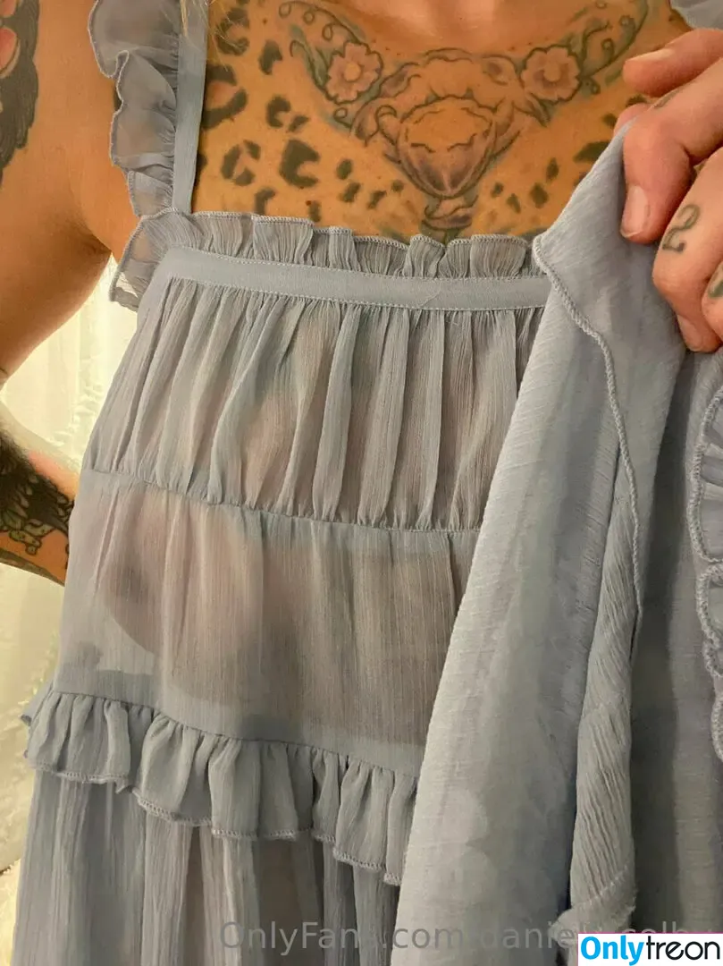 Danielle Colby nude photo #0848 (DanielleColby / daniellecolbyamericanpicker)