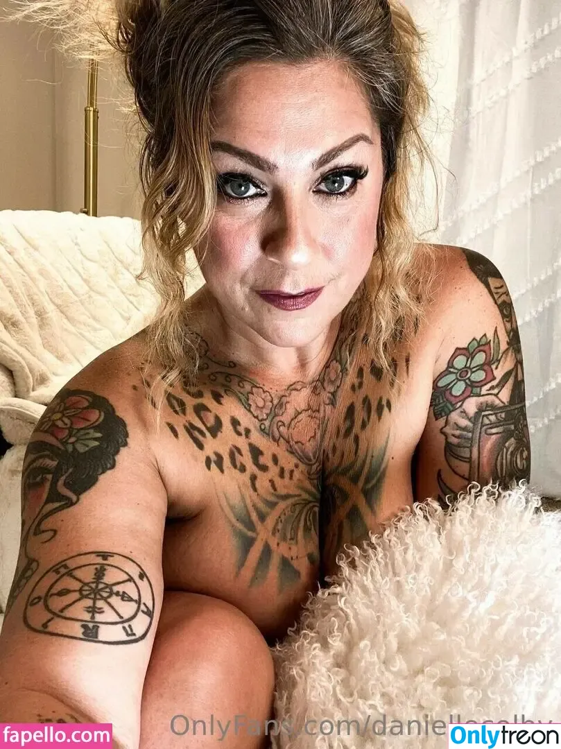 Danielle Colby nude photo #0905 (DanielleColby / daniellecolbyamericanpicker)