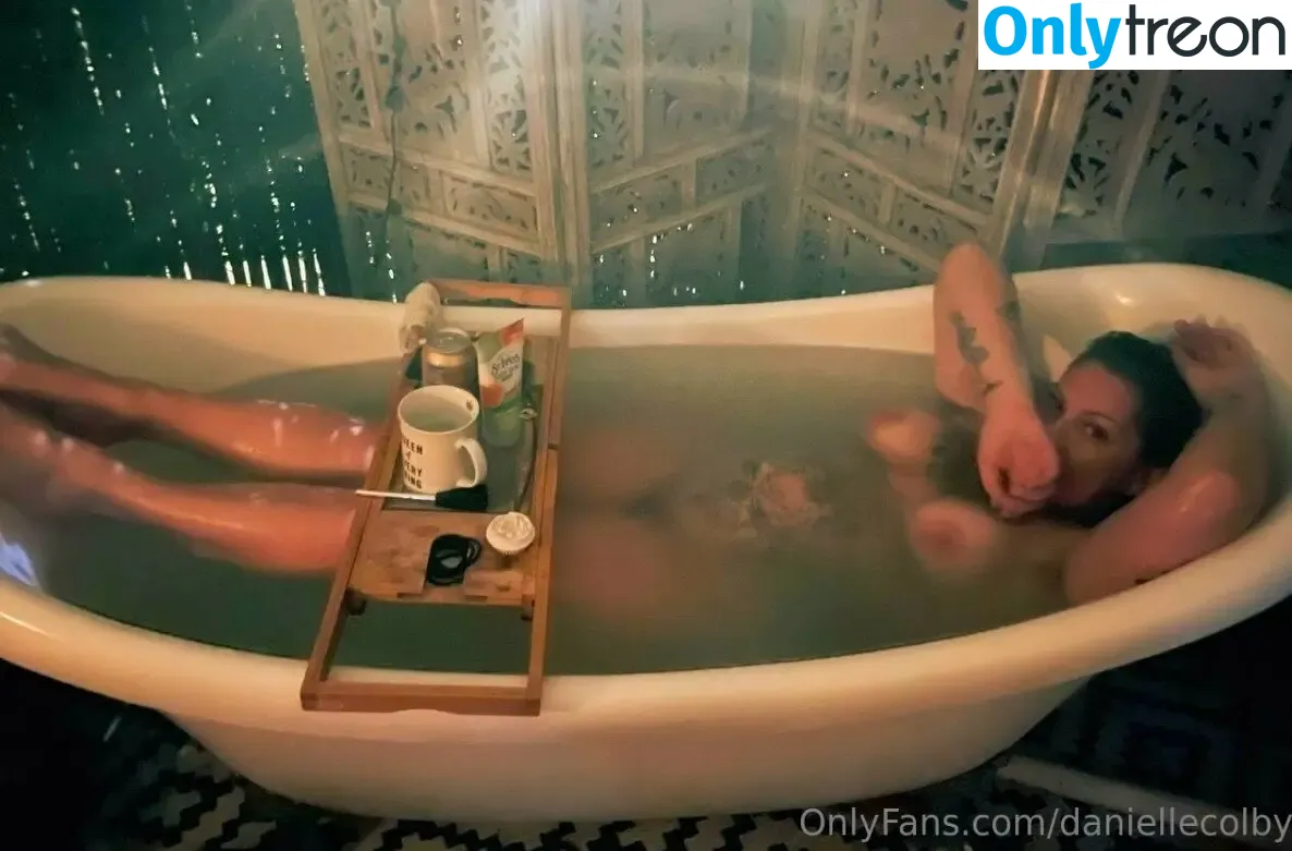 Danielle Colby nude photo #1526 (DanielleColby / daniellecolbyamericanpicker)