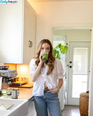 Danielle Panabaker / dpanabaker nude photo #0120