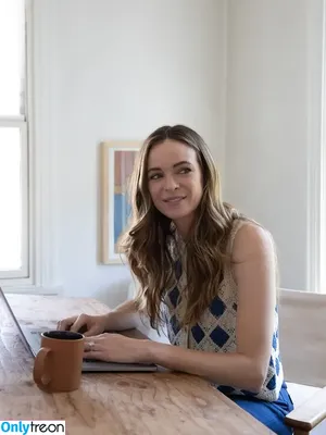 Danielle Panabaker / dpanabaker nude photo #0125