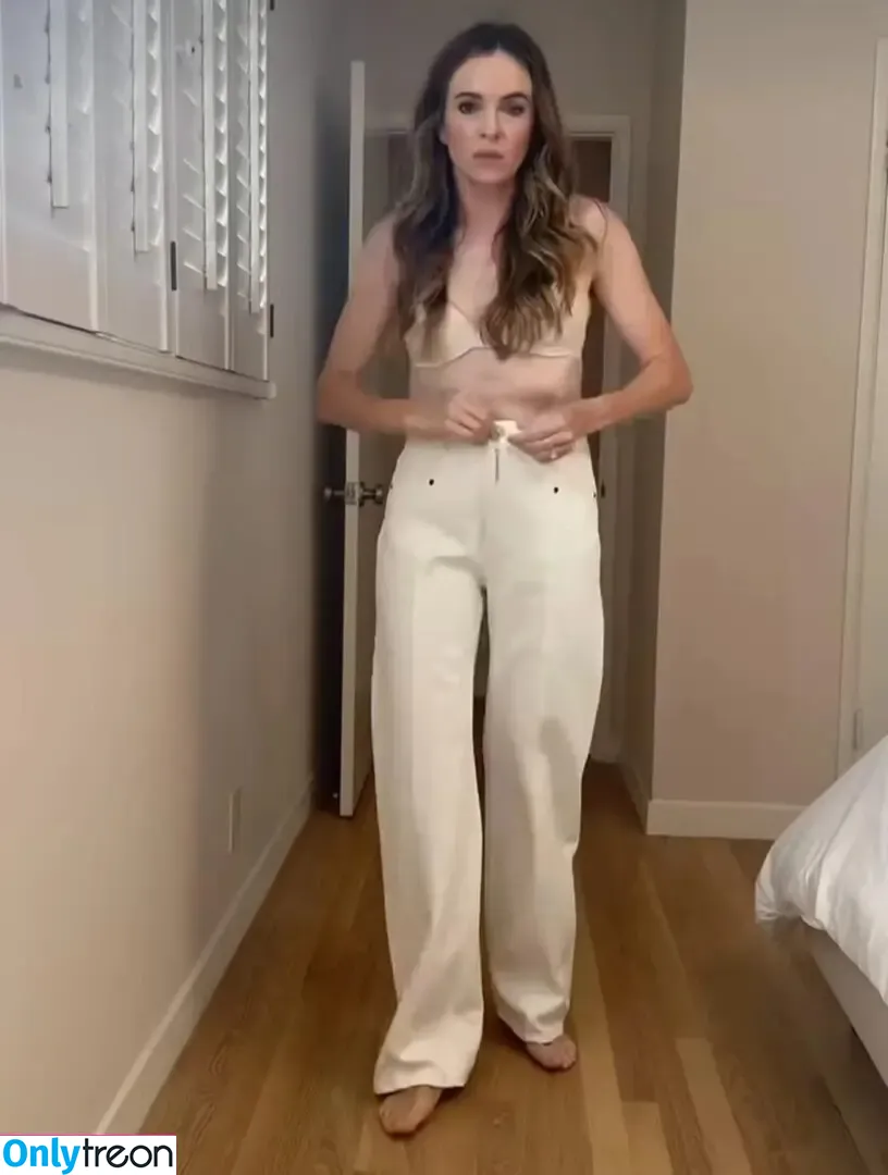 Danielle Panabaker nude photo #0130 (dpanabaker)