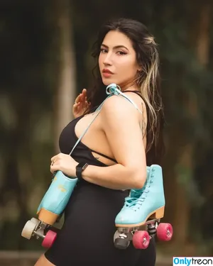 Danievedo / Danielle Vedovelli nude photo #1870