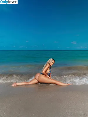 daniibanksvip / itsdaniibanks nude photo #0082