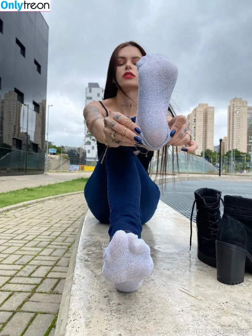 Daniitrix nude photo #0020 (Daniitrix)