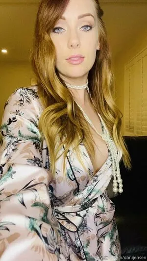 danijensen / realdanijensen nude photo #0005