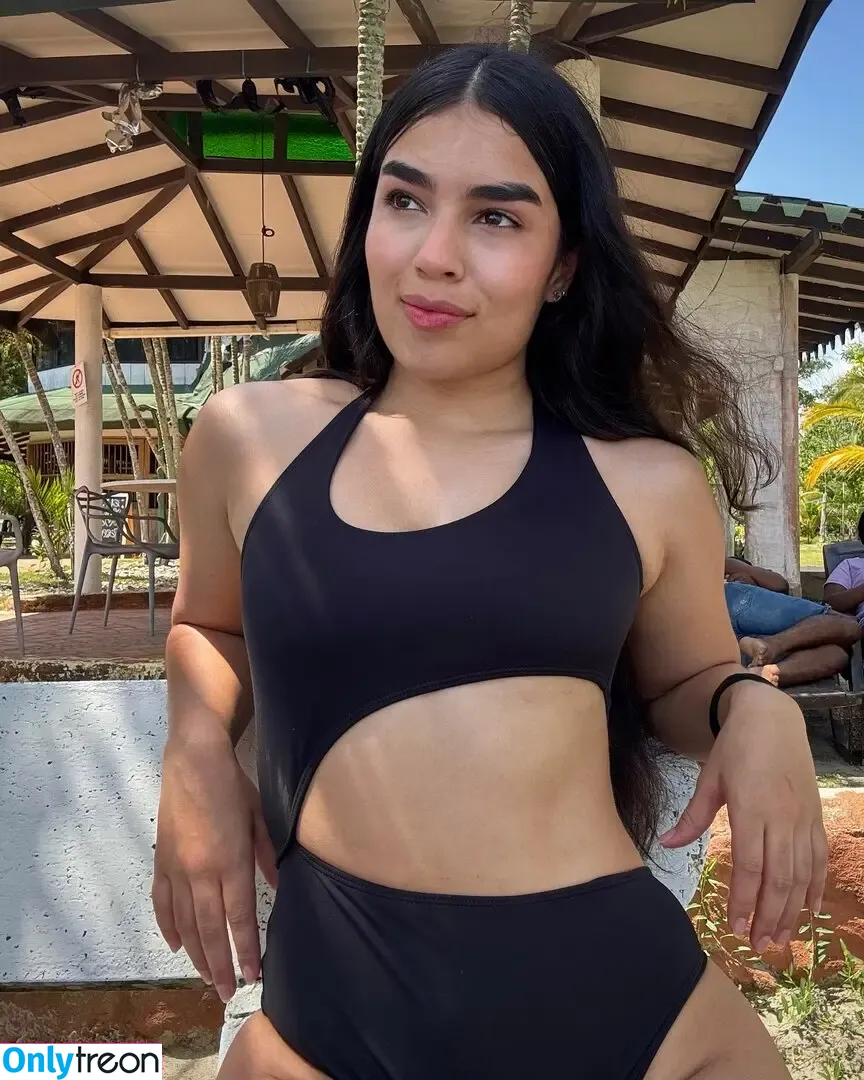 Danika Zapata nude photo #0012 (danikazapata / dn_c09)