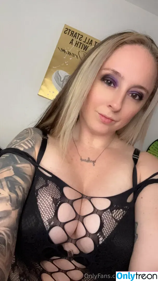 danikixvip nude photo #0029 (danikix)