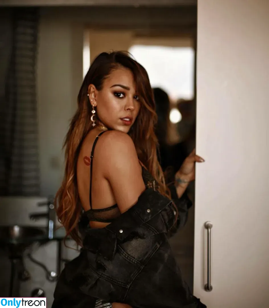 Danna Paola nude photo #0088 (danna / dannapaolaruiz)
