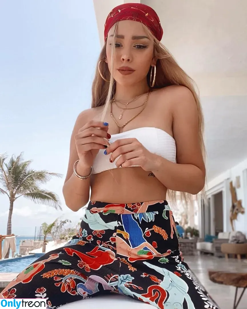 Danna Paola nude photo #0106 (danna / dannapaolaruiz)