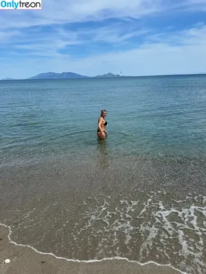 Danniella Westbrook / danniellawestbrook_73 / fooking_cunt / westbrookdanni nude photo #0247