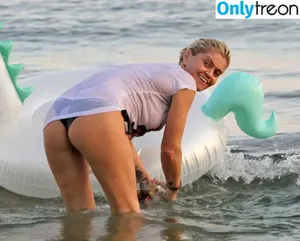 Danniella Westbrook / danniellawestbrook_73 / fooking_cunt / westbrookdanni nude photo #0286