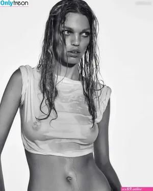 Daphne Groeneveld / daphnegroeneveld nude photo #0032