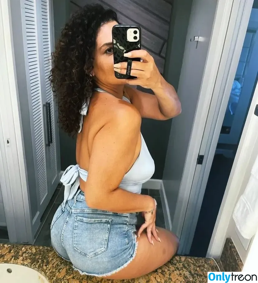 daralovesyou nude photo #0001 (daralovesyou24)