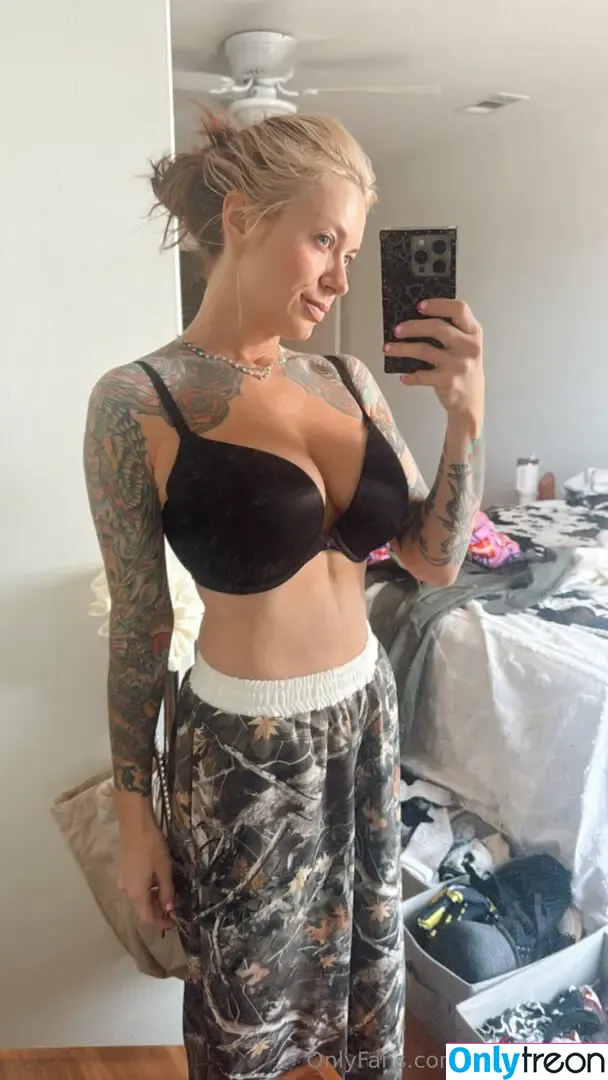darcicarlson nude photo #0014 (darcidarling)