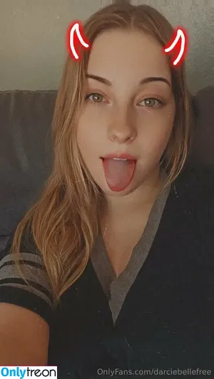 darciebellefree / thedarciebellespell nude photo #0142