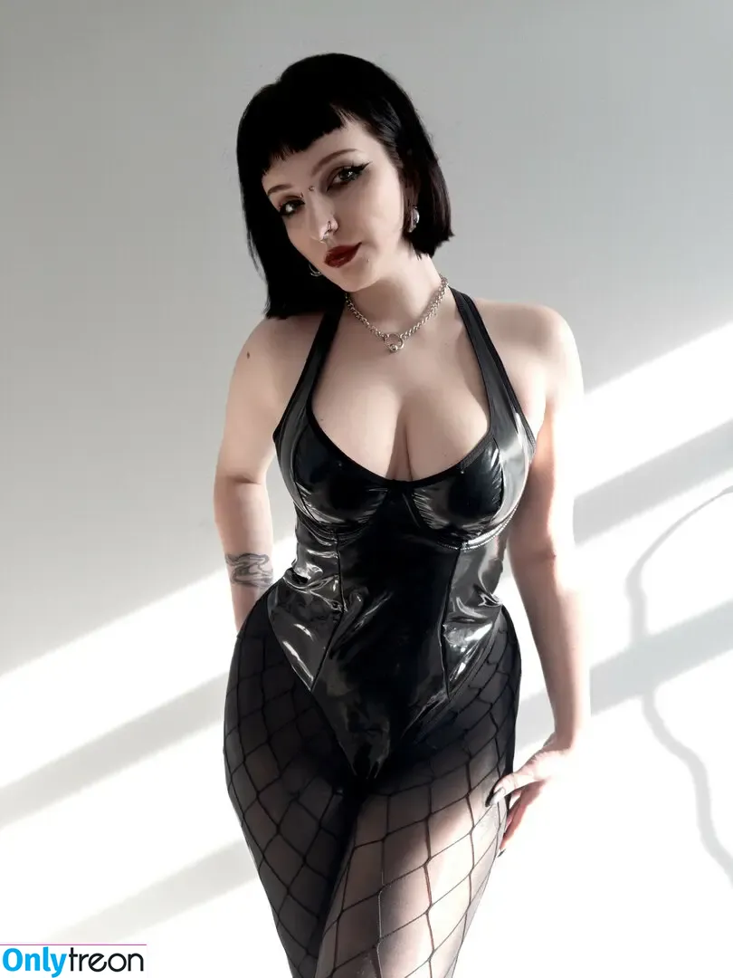 darkhoromi nude photo #0314 (darkhoromi)