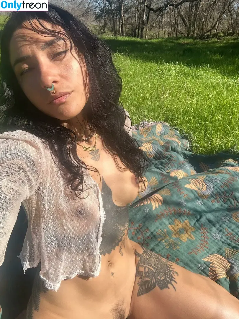 DarkSlugSlurper nude photo #0184 (MarrowandBones / freakslug)