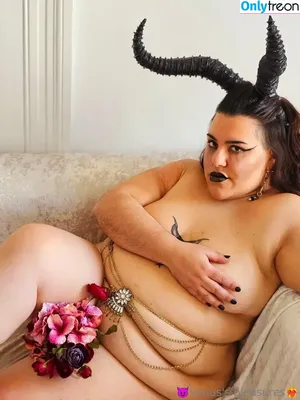 darkvenusbbw / youngblackbabyjesus nude photo #0097