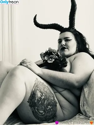 darkvenusbbw / youngblackbabyjesus nude photo #0102
