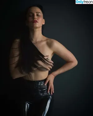 Dasha Astafieva / da_astafieva nude photo #0021