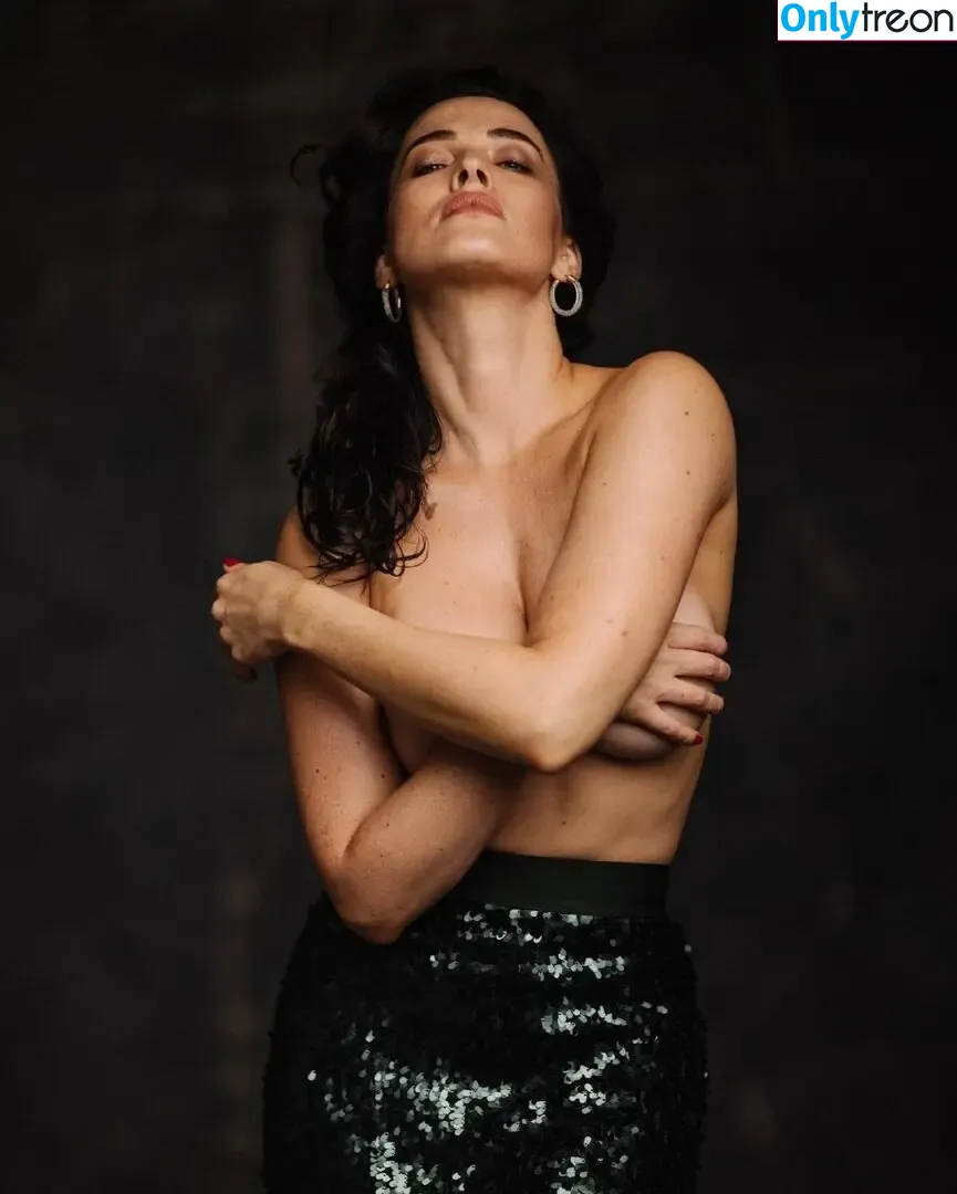 Dasha Astafieva nude photo #0238 (da_astafieva)