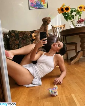 Dasha Plesen / dashaplesen nude photo #0002