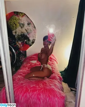 Dasha Plesen / dashaplesen nude photo #0003