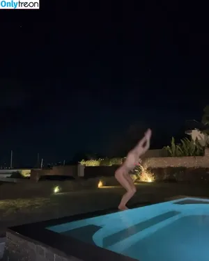 Dasha Plesen / dashaplesen nude photo #0007