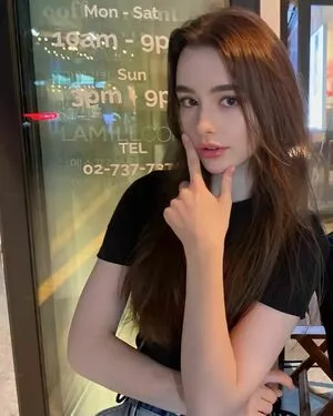 Dasha Tarab / taaarannn nude photo #0027