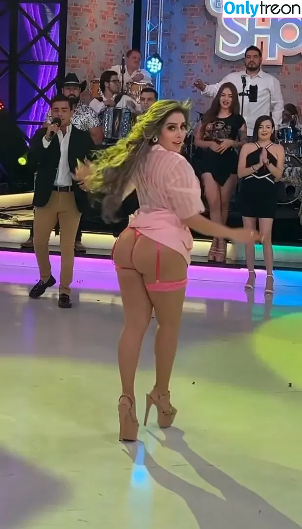 Datsy Acuña nude photo #0002 (Datsy Acuña)