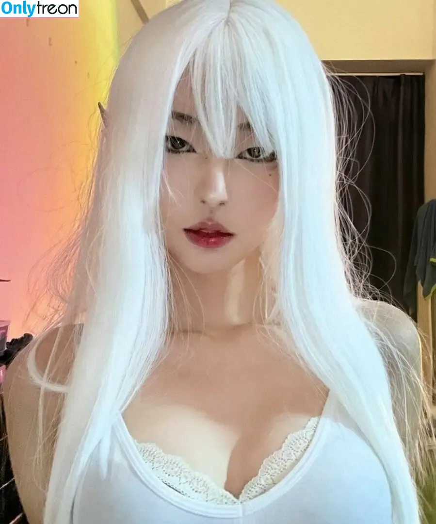 Daturakisses nude photo #0244 (Sacha Wang)
