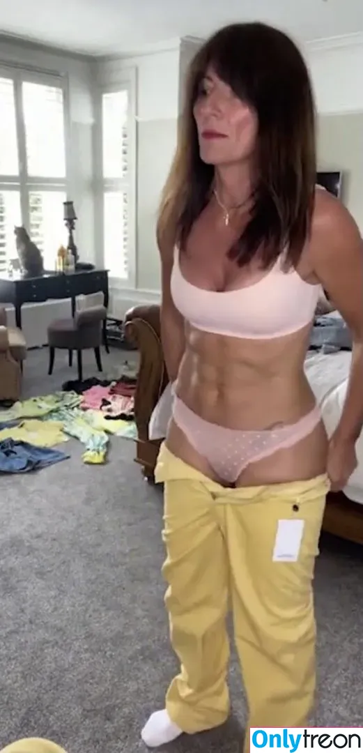 Davina McCall nude photo #0008 (davinamccall)