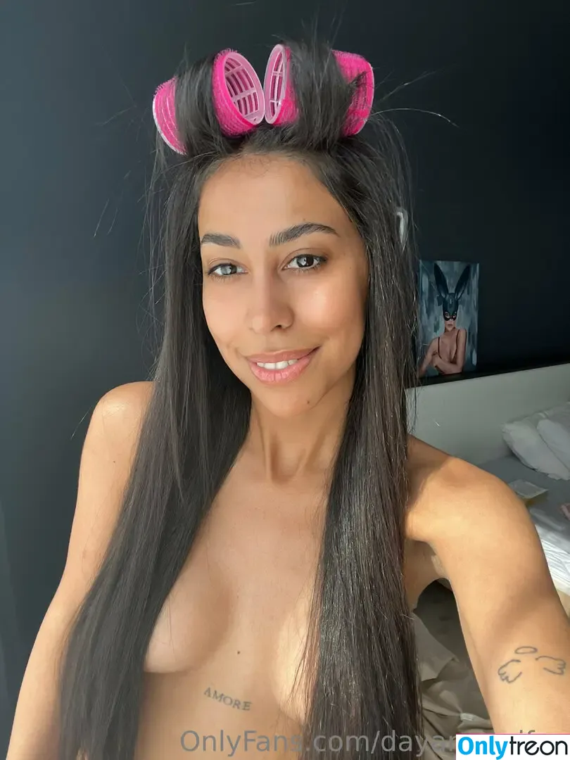 daya_wifey nude photo #0018 (dats.wifey)