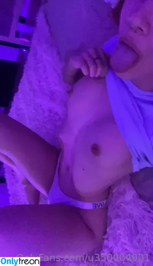 dazy_88 / danken_88 nude photo #0002