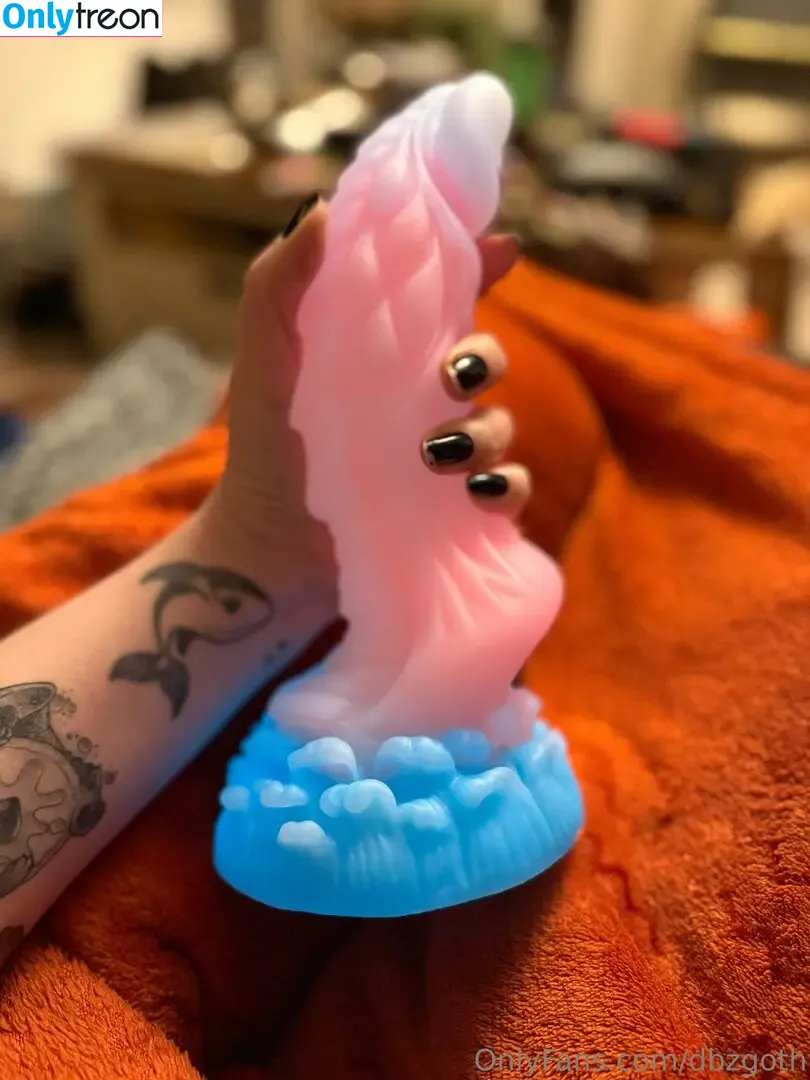 dbzgoth nude photo #0190 (dbzgothbecca)