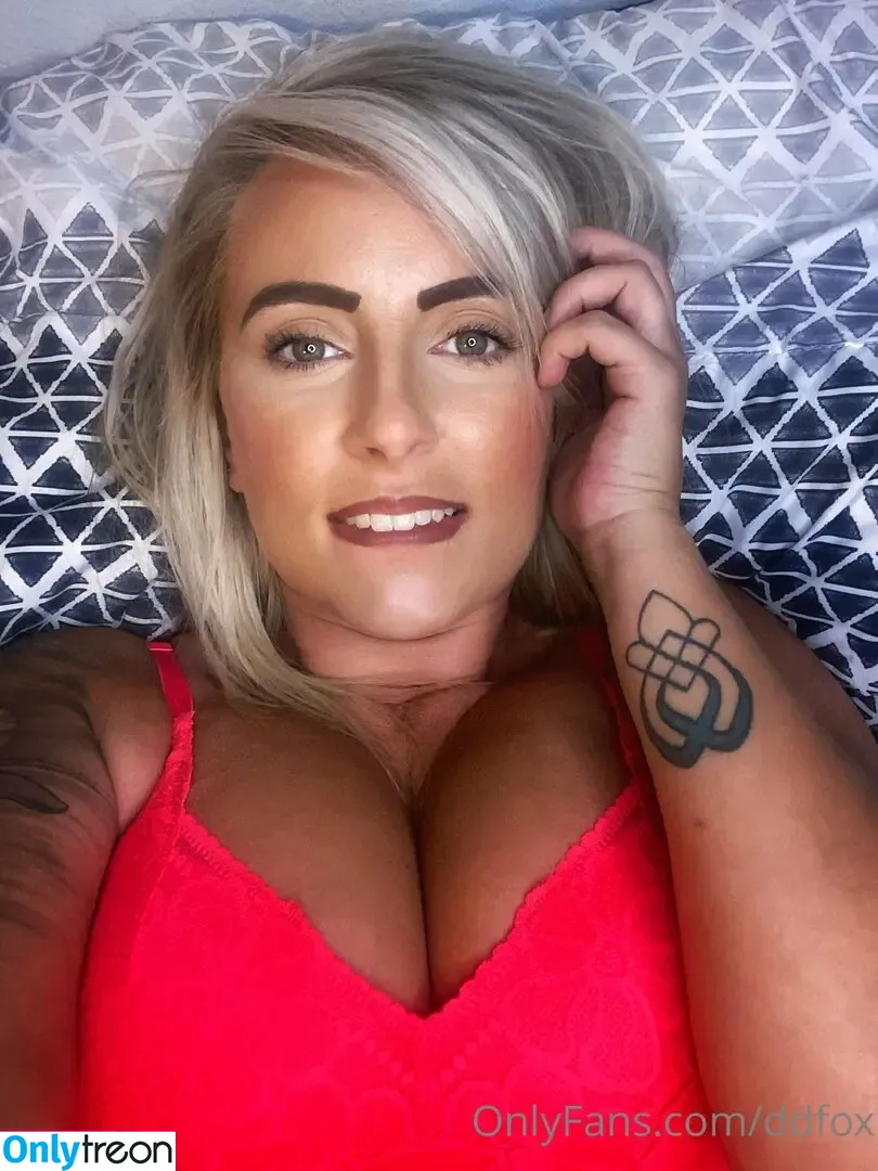 ddfox nude photo #0001 (ddfoxxmusic)