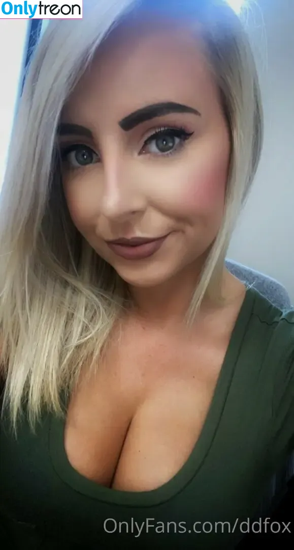 ddfox nude photo #0025 (ddfoxxmusic)