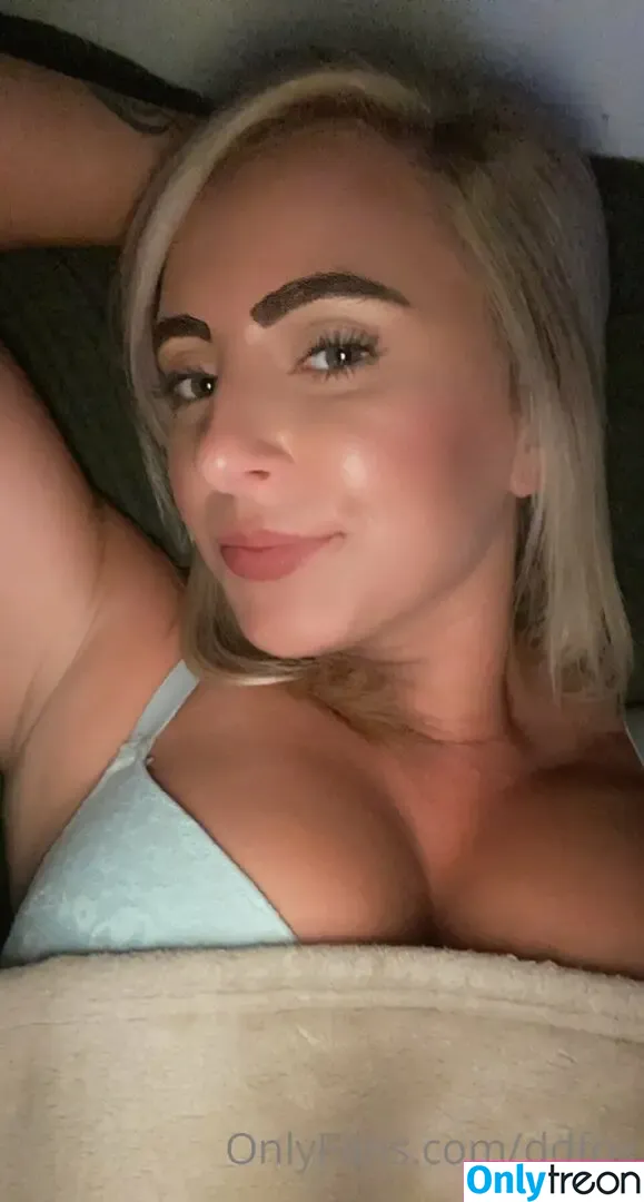 ddfox nude photo #0026 (ddfoxxmusic)