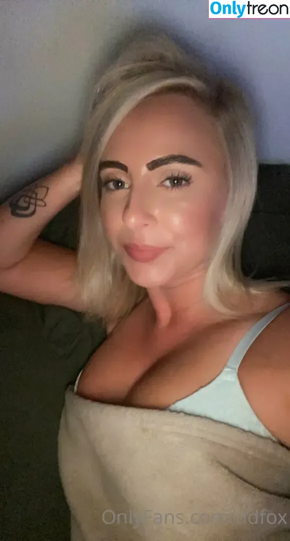 ddfox nude photo #0032 (ddfoxxmusic)