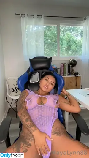  nude photo #0001