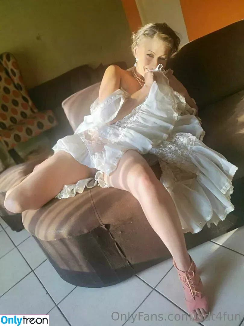 ddt4fun nude photo #0038 (ddt2x_)