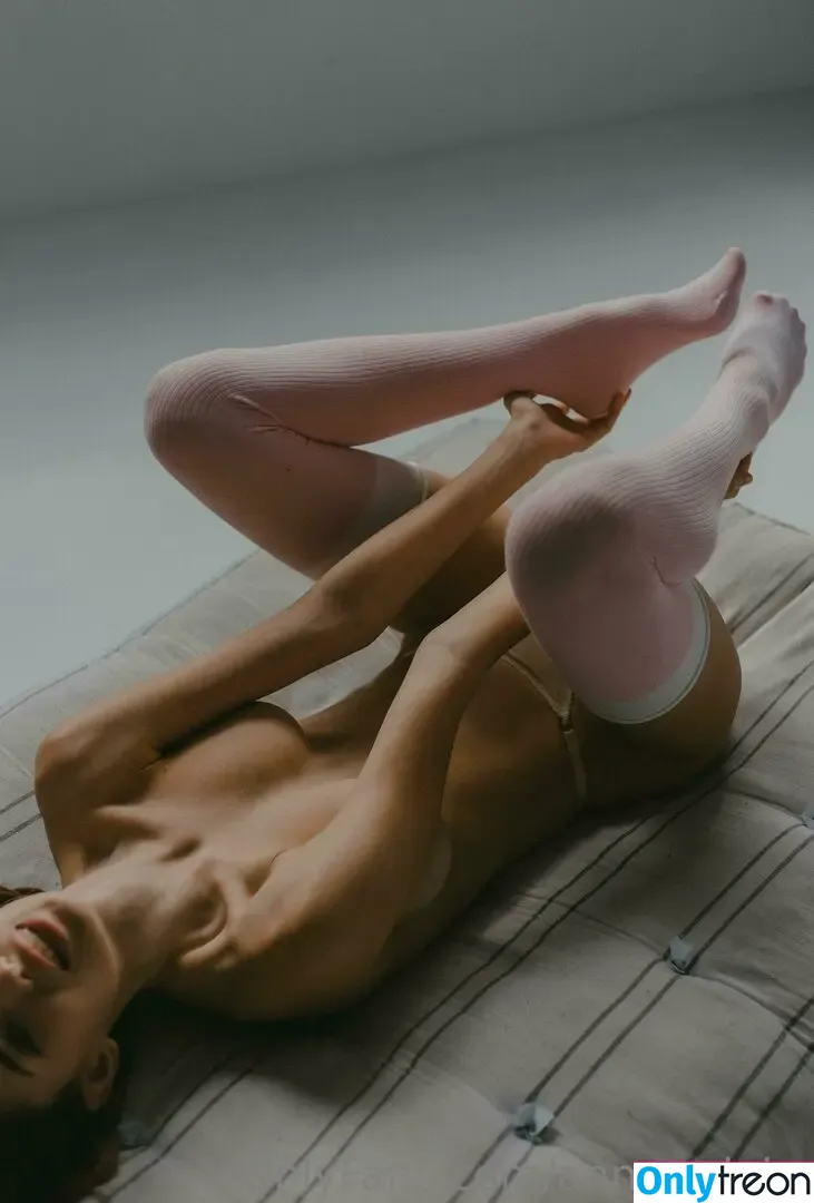 Deanralphs nude photo #1261 (Anna.Ralphs / _anna_ralphs_)